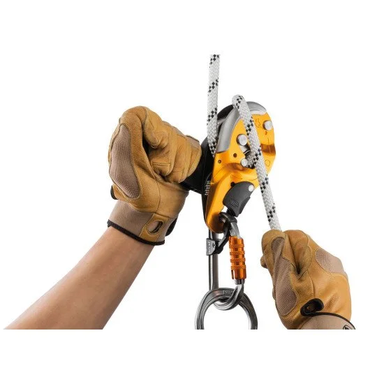 Автоматично блокиращ десандьор PETZL ID S