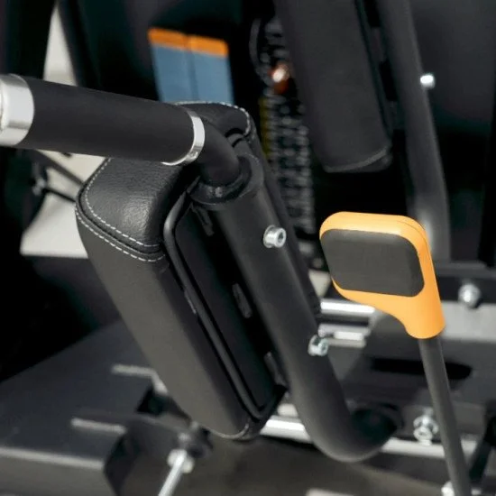 Уред за крака EVOLVE Ultra Series Selectorized Leg Press/Hack Squat