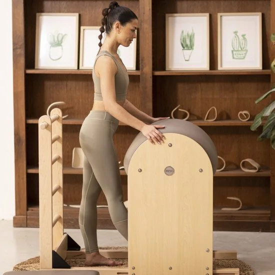 Пилатес барел ELINA Elite Pilates Barrel със стълба и дървена основа