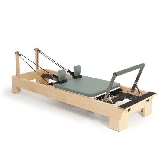Пилатес реформър ELINA Wooden Reformer