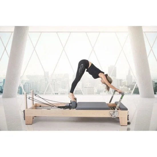 Професионален пилатес реформър с кула ELINA Elite™ Reformer