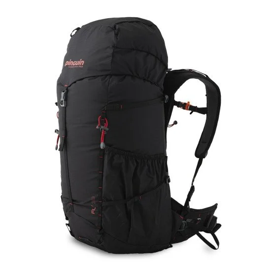 Туристическа раница PINGUIN Fly 30 л New - Черен Туристическа раница PINGUIN Fly 30 л New - Черен